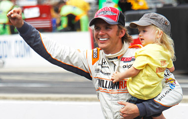 wheldon_wins_indy_yahoo