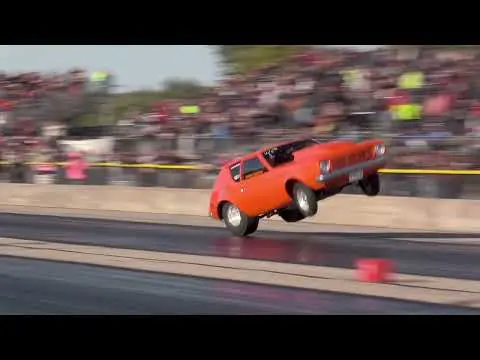 THE ESSENCE OF DRAG RACING — 60 SECONDS OF SPEED, SOUND & SOUL