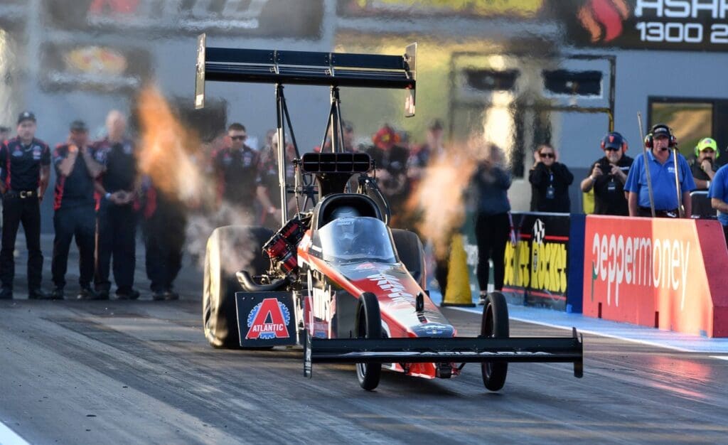 AUSSIE TOP FUEL BATTLE HEATS UP - HARRIS ON THE HUNT | Competition Plus
