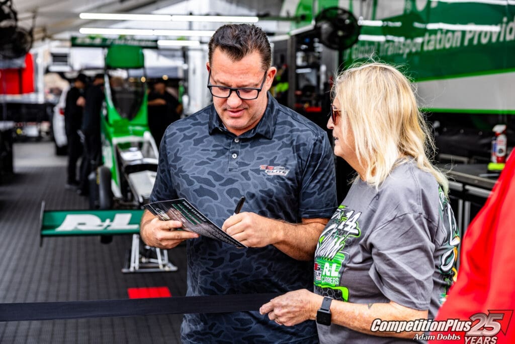 Tony Stewart Charlotte 2026 C0A8203