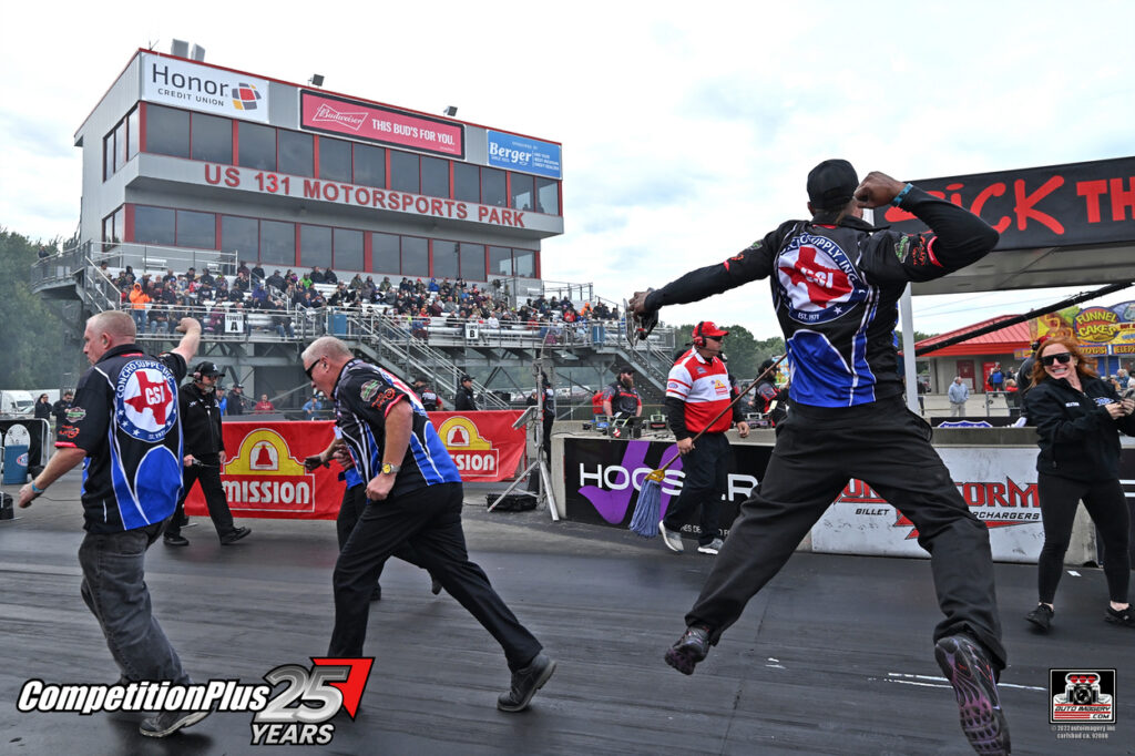TerryHaddockTeam GreatLakesNationals 26 01